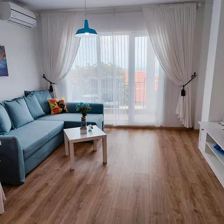Apartment Raya *